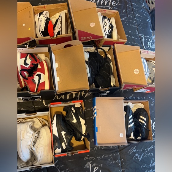 TODDLER SIZE 4C/5C - Picture 2 of 6